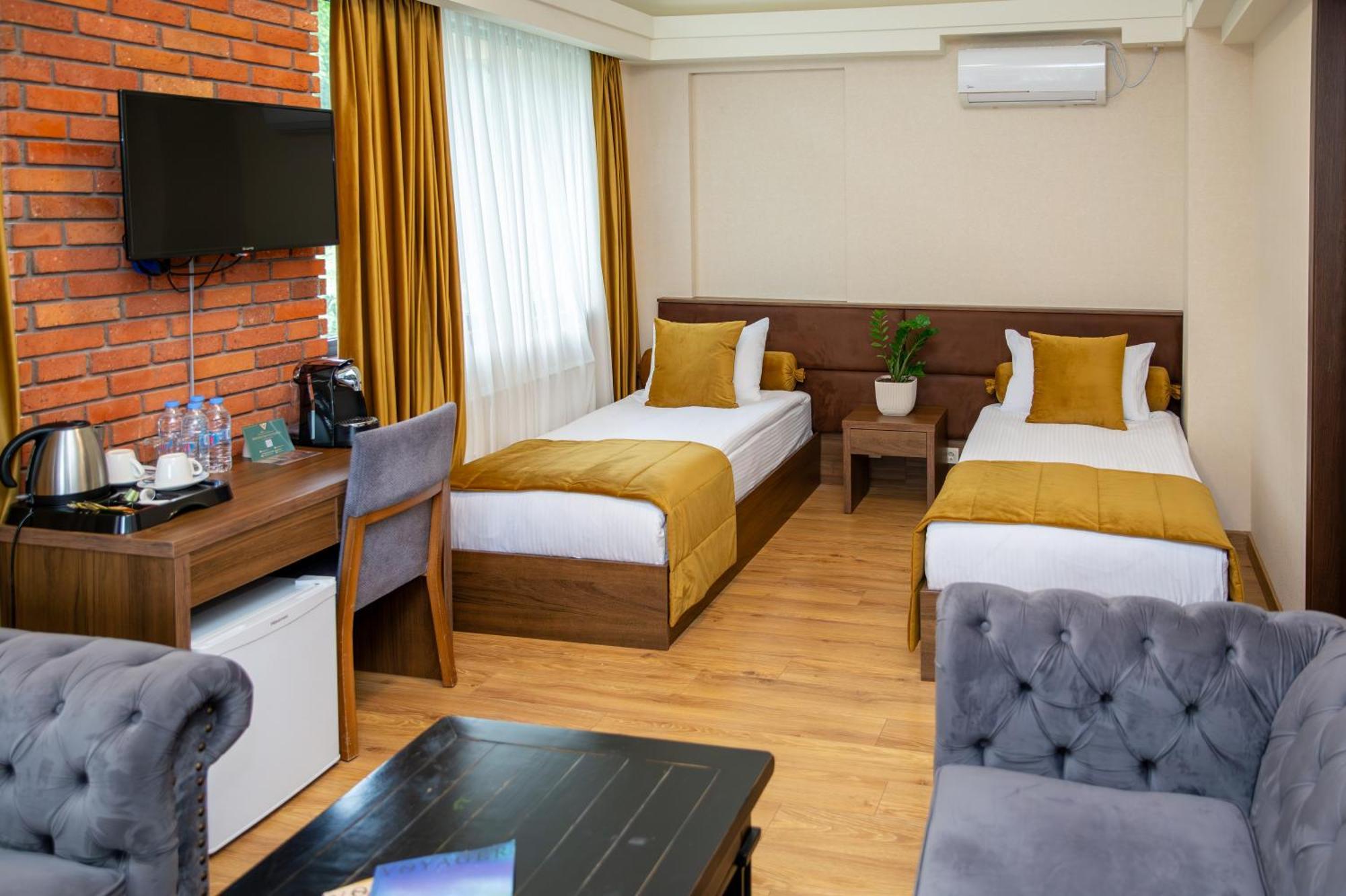 Seventeen Rooms Telavi Extérieur photo
